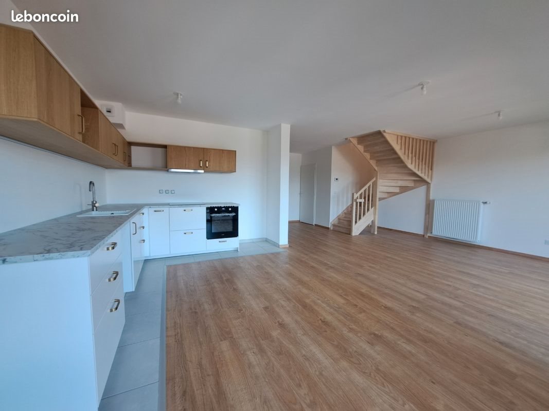 Maison à louer, 100m², Cruseilles