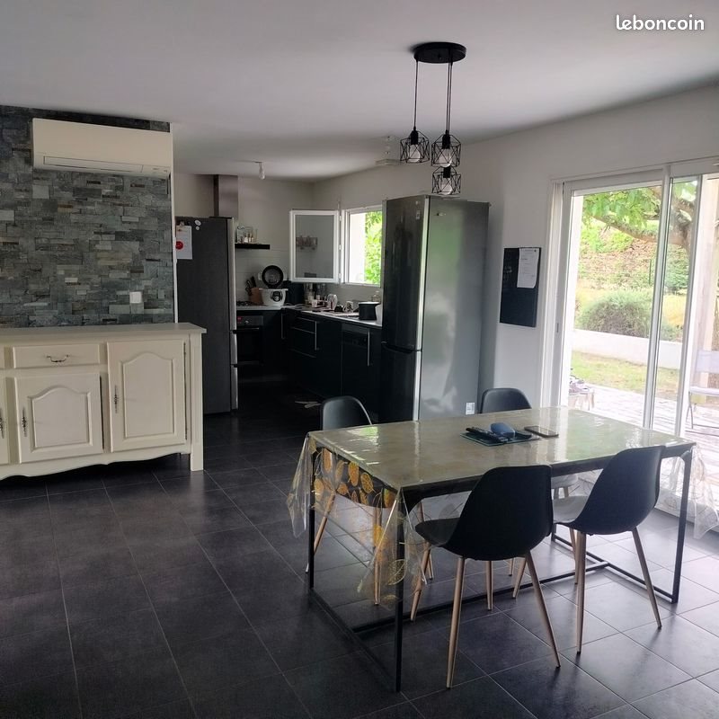 Maison à louer, 115m², Fargues