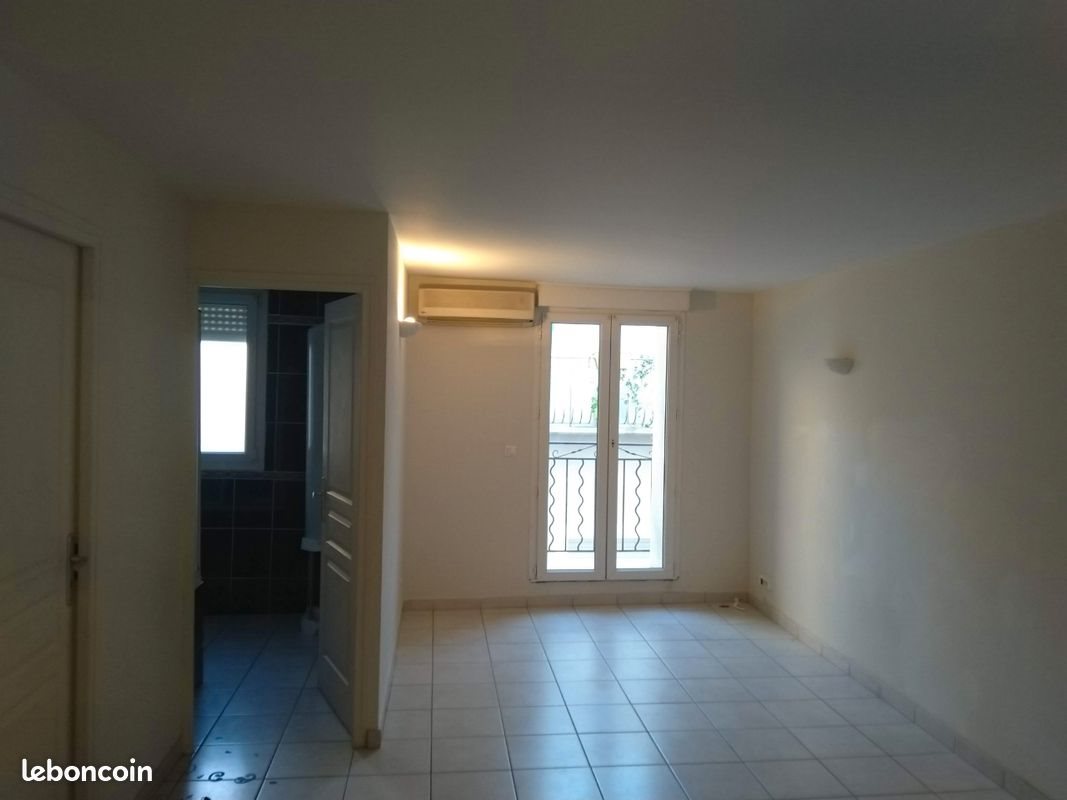 Appartement à louer, 49m², Mèze