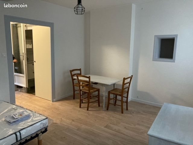 Appartement à louer, 22m², Rochefort