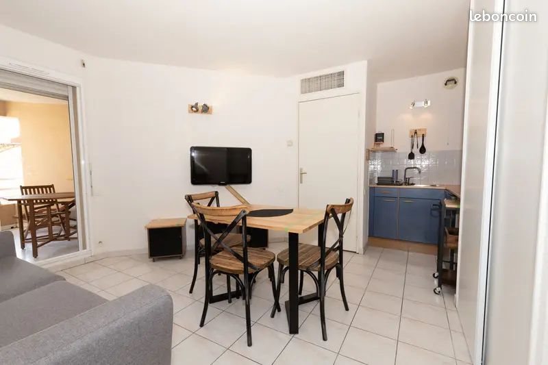 Appartement à louer, 28m², Vallauris