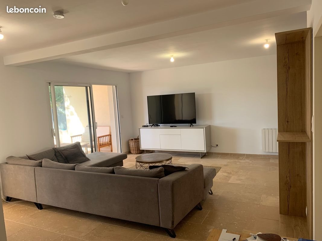 Maison à louer, 130m², Volx