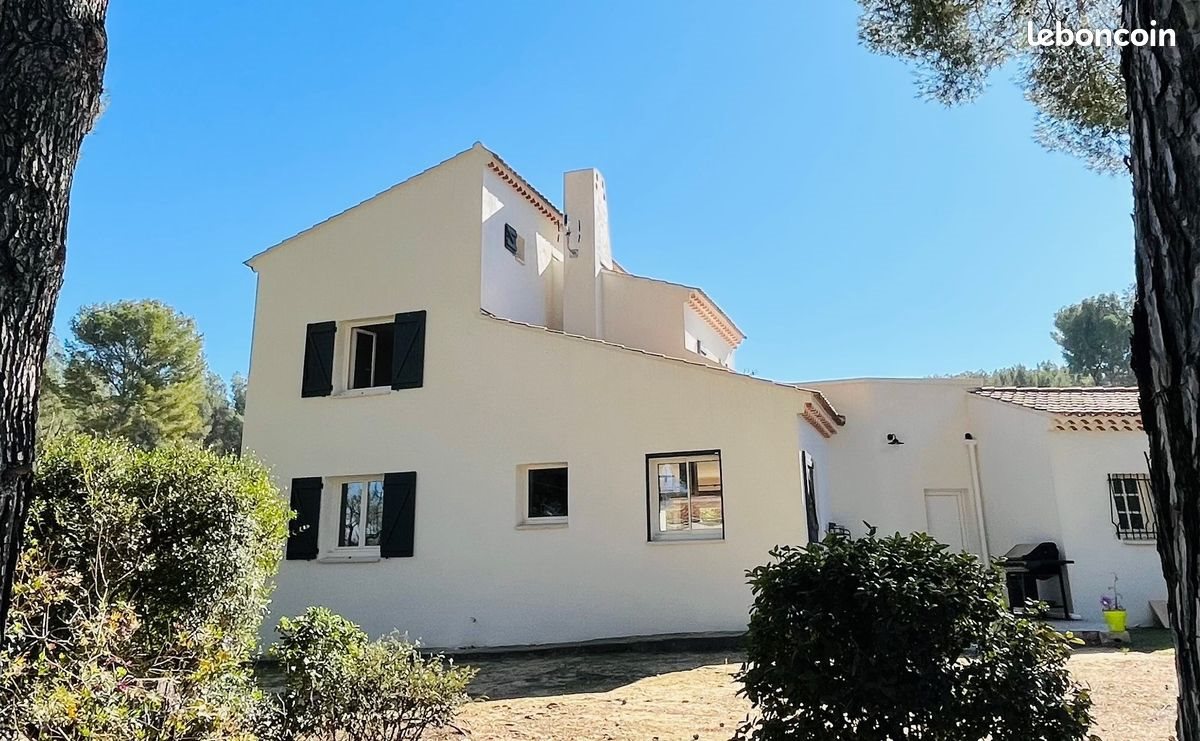 Maison à louer, 140m², Saint-Cyr-sur-Mer