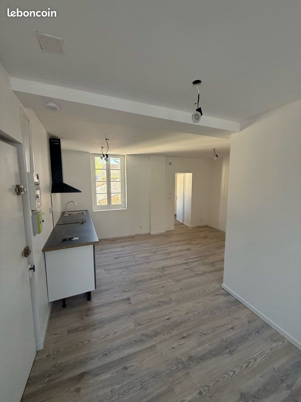 Appartement à louer, 45m², Jarnac