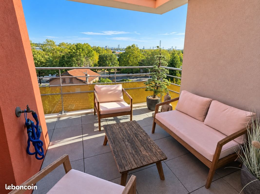 Appartement à louer, 58m², Vénissieux