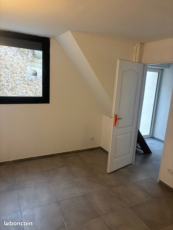 Appartement à louer, 45m², Pomérols