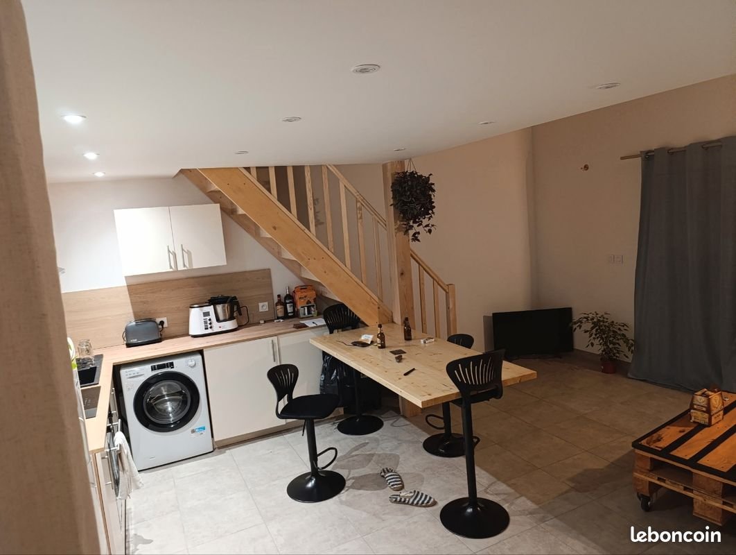 Appartement à louer, 70m², Serres