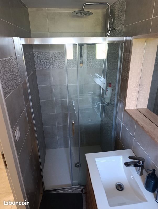 Appartement à louer, 70m², Serres