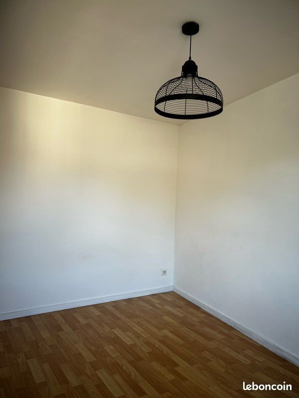 Appartement à louer, 1m², Saint-Hilaire-de-Brethmas