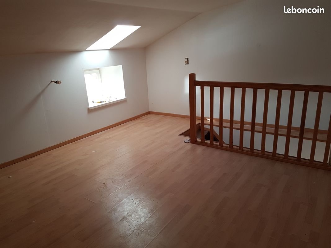 Appartement à louer, 81m², Saulx