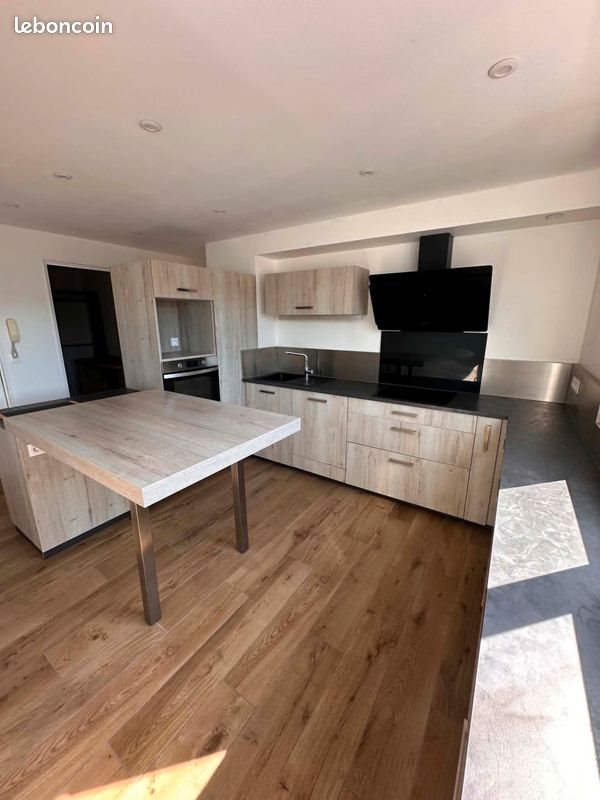 Appartement à louer, 67m², Hérouville-Saint-Clair