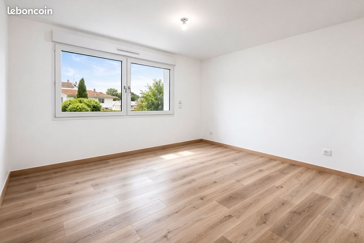 Maison à louer, 130m², Loisin