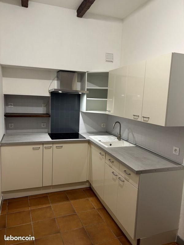 Appartement à louer, 77m², Saint-Pons-de-Thomières