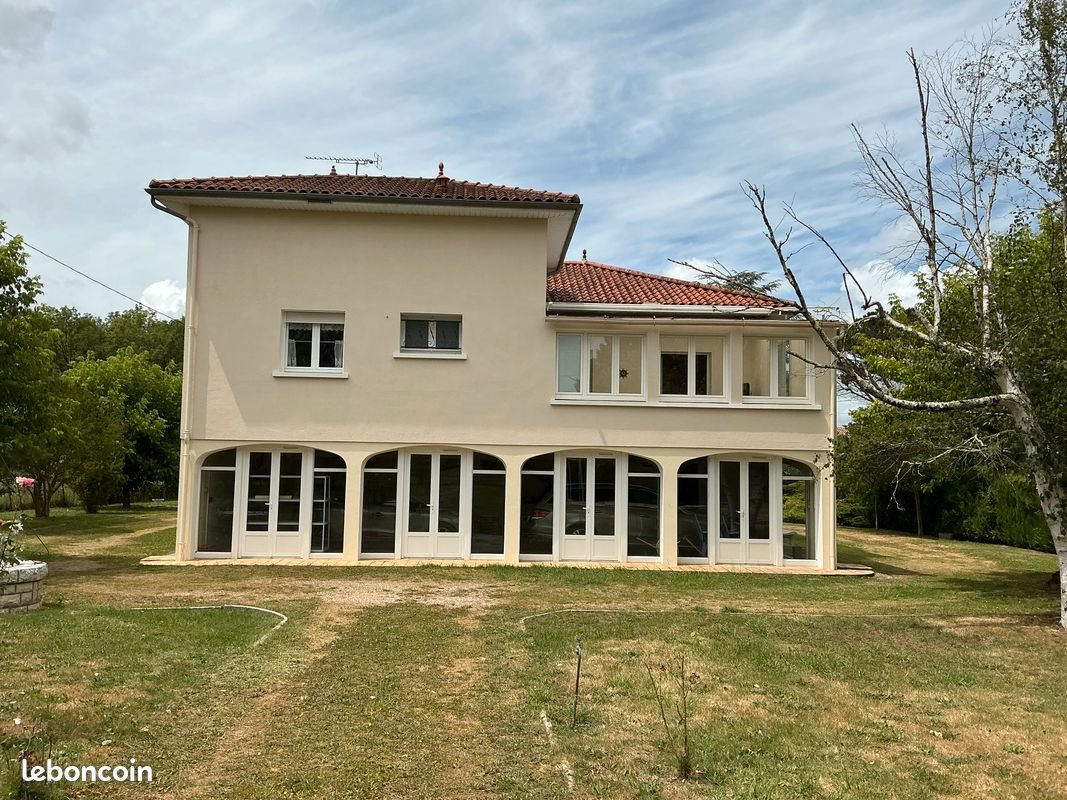 Maison à vendre, 165m², Les Eglisottes-et-Chalaures