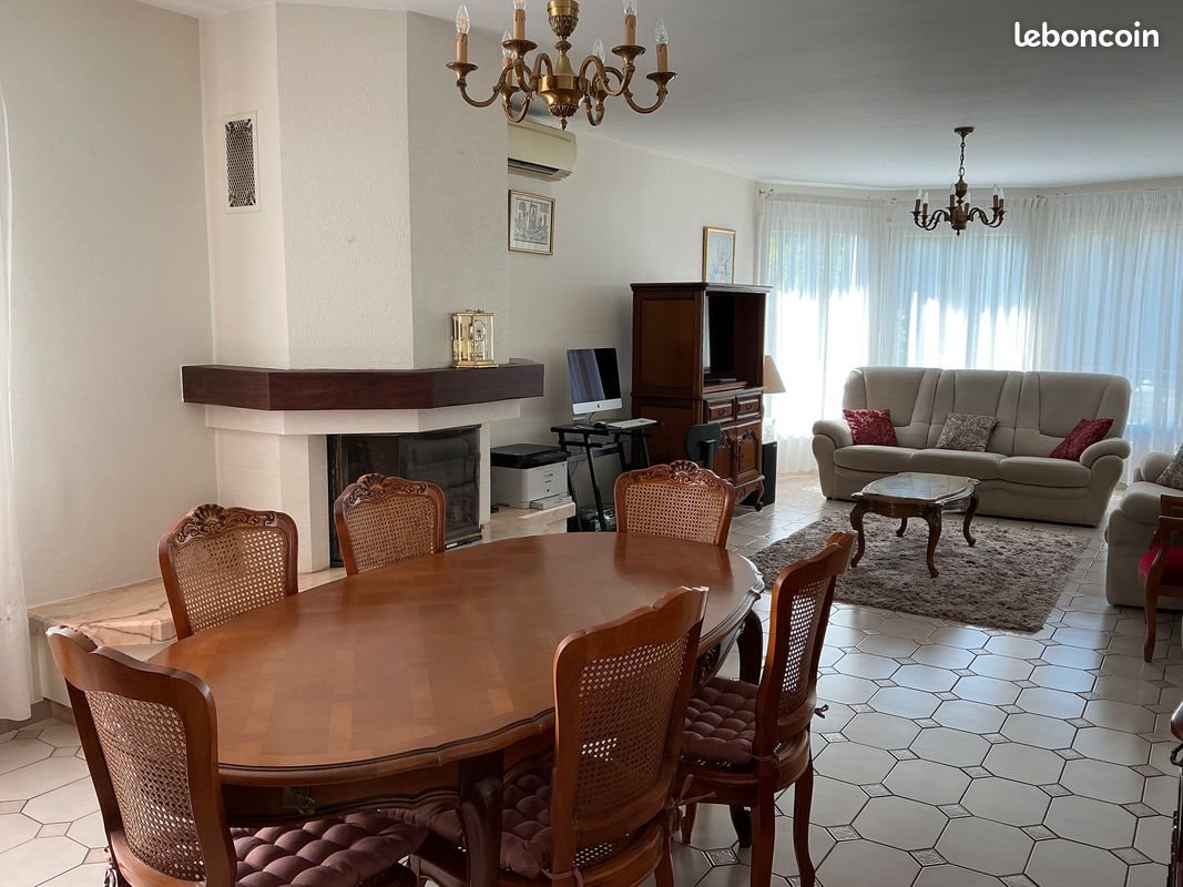 Maison à vendre, 165m², Les Eglisottes-et-Chalaures