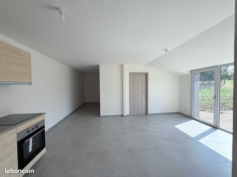 Appartement à louer, 65m², Arc-sous-Cicon