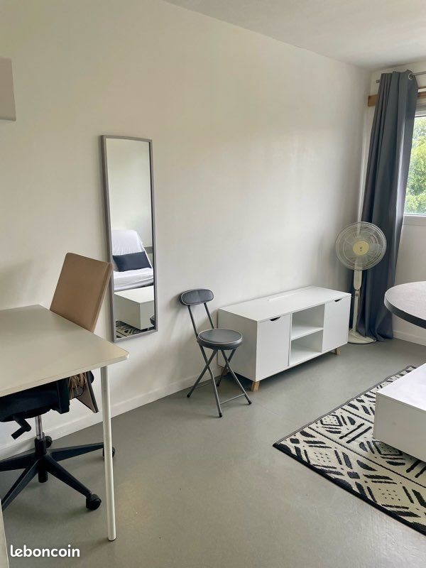 Appartement à louer, 19m², Pau