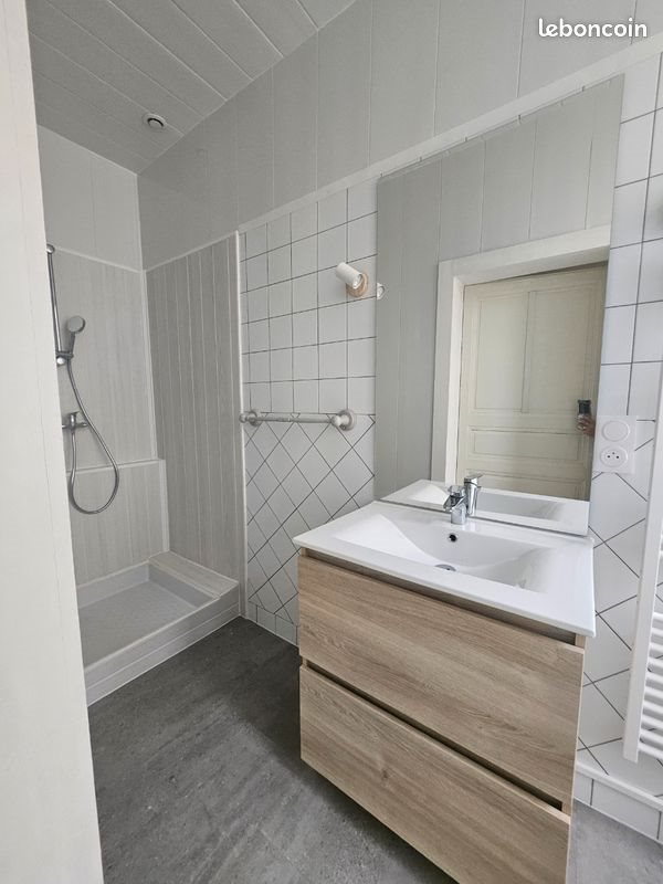 Appartement à louer, 40m², La Couronne