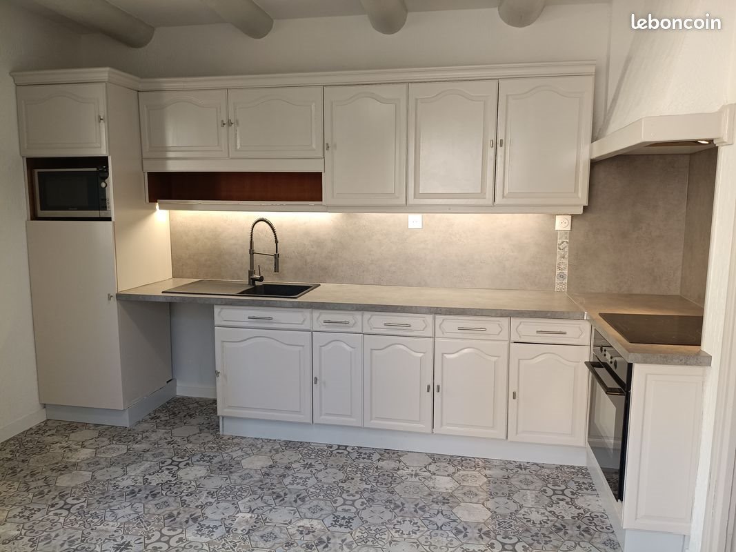 Maison à louer, 93m², Mallemort