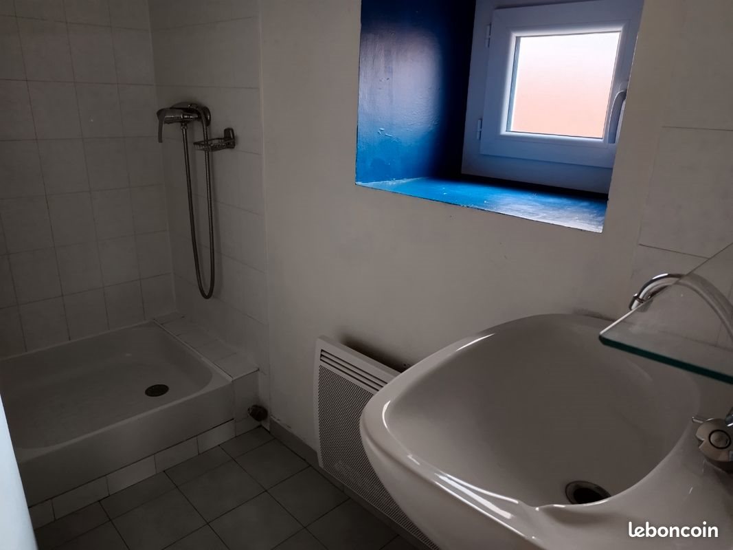 Appartement à louer, 18m², Millau