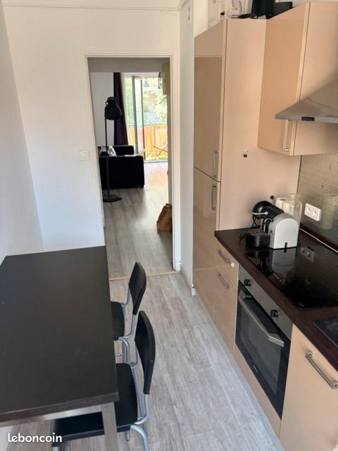 Appartement à louer, 52m², Marseille 5ème