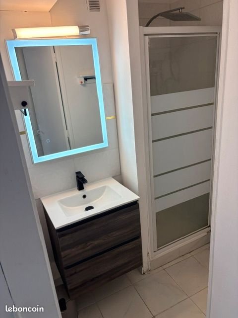 Appartement à louer, 52m², Marseille 5ème