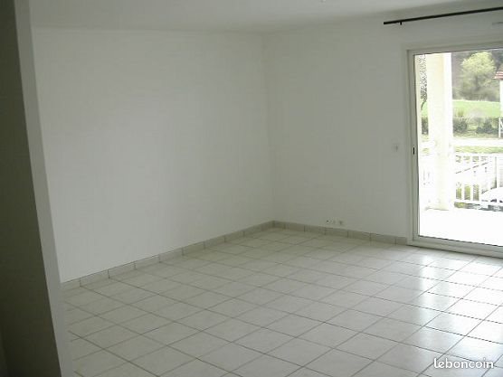 Appartement à louer, 83m², Tournay