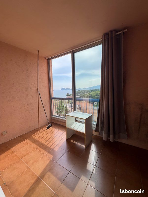 Appartement à louer, 29m², La Ciotat