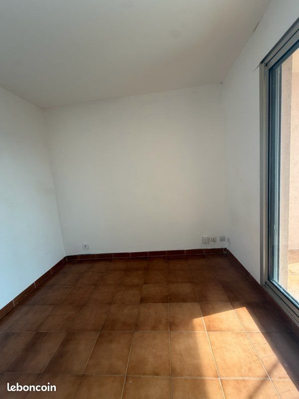 Appartement à louer, 29m², La Ciotat