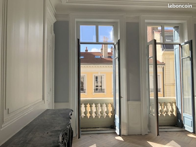 Appartement à louer, 155m², Saint-Étienne