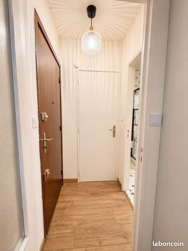 Appartement à louer, 28m², Lyon 8ème