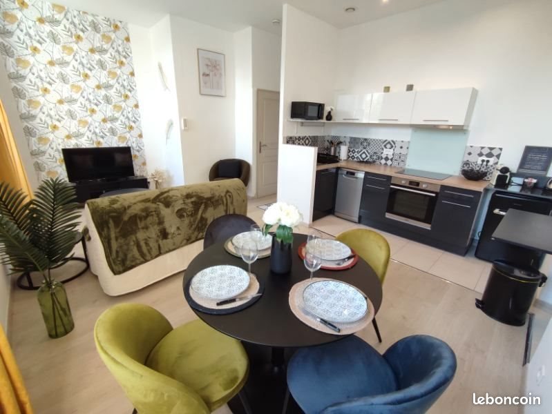 Appartement à louer, 40m², Orange