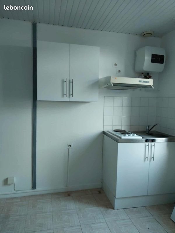 Appartement à louer, 22m², Albert