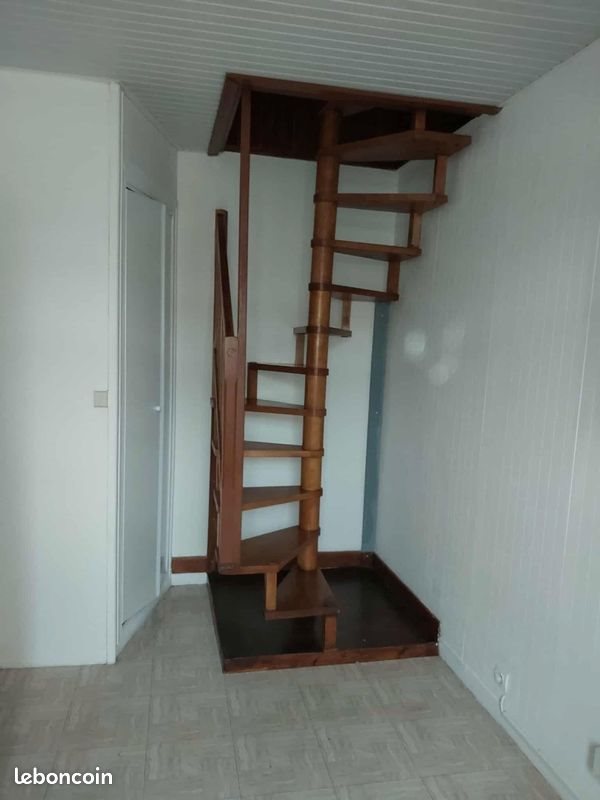 Appartement à louer, 22m², Albert