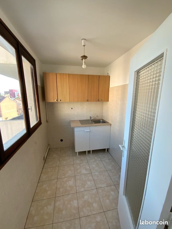 Appartement à louer, 27m², Ivry-sur-Seine
