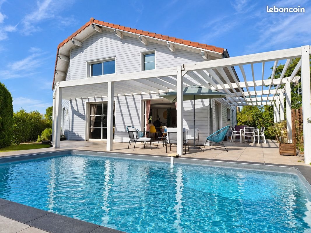 Maison à vendre, 230m², Mâcon