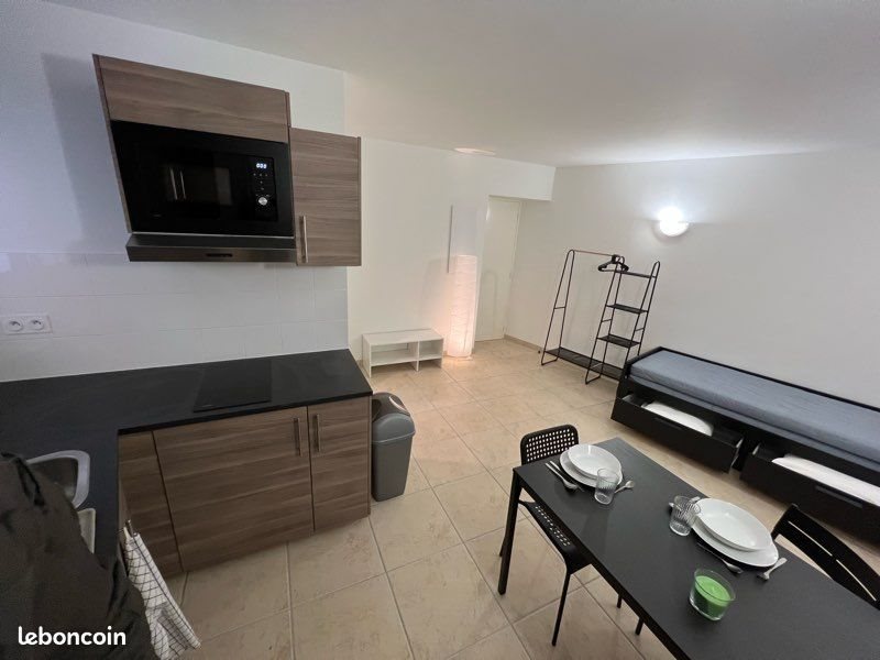 Appartement à louer, 21m², Le Beausset