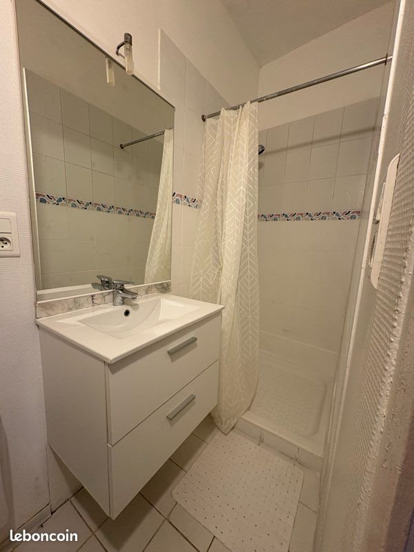 Appartement à louer, 30m², Millau