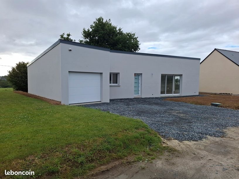 Maison à louer, 105m², Saint-Georges-Montcocq