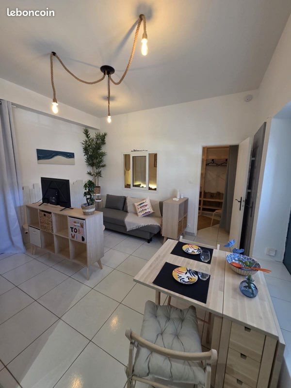 Appartement à louer, 30m², Gignac-la-Nerthe