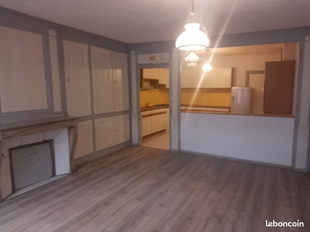 Appartement à louer, 95m², Salins-les-Bains