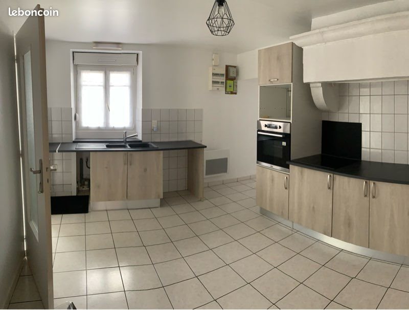 Appartement à louer, 72m², Fretigney-et-Velloreille