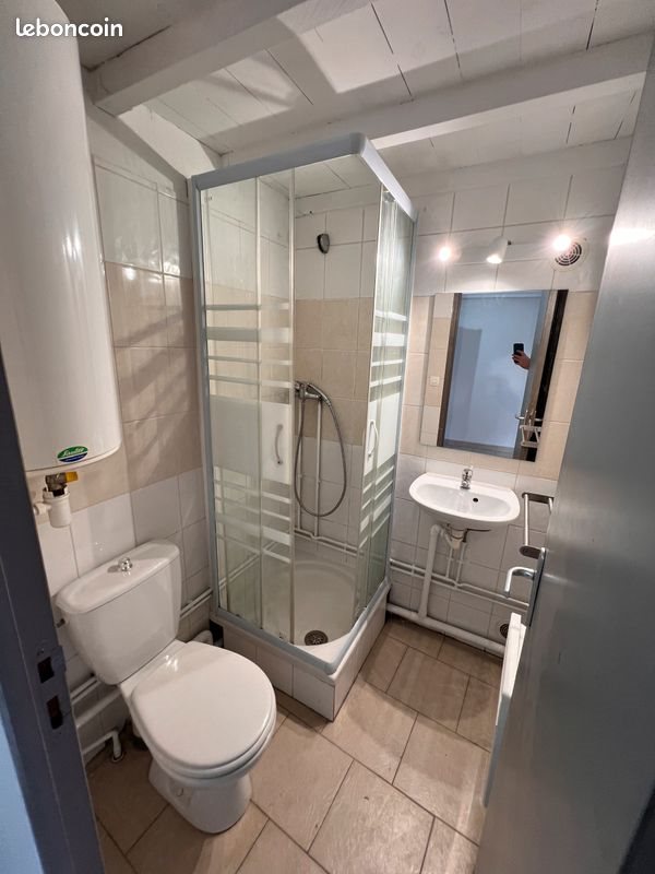 Appartement à louer, 21m², Nîmes