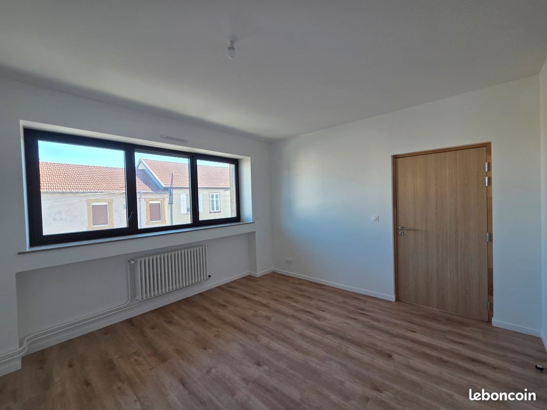 Appartement à louer, 88m², Chanteheux
