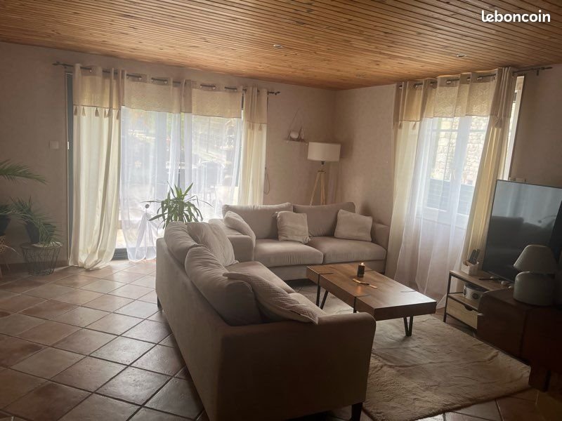 Maison à vendre, 200m², Saint-Yrieix-les-Bois