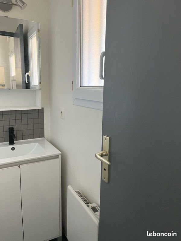 Appartement à louer, 18m², Saint-Nazaire