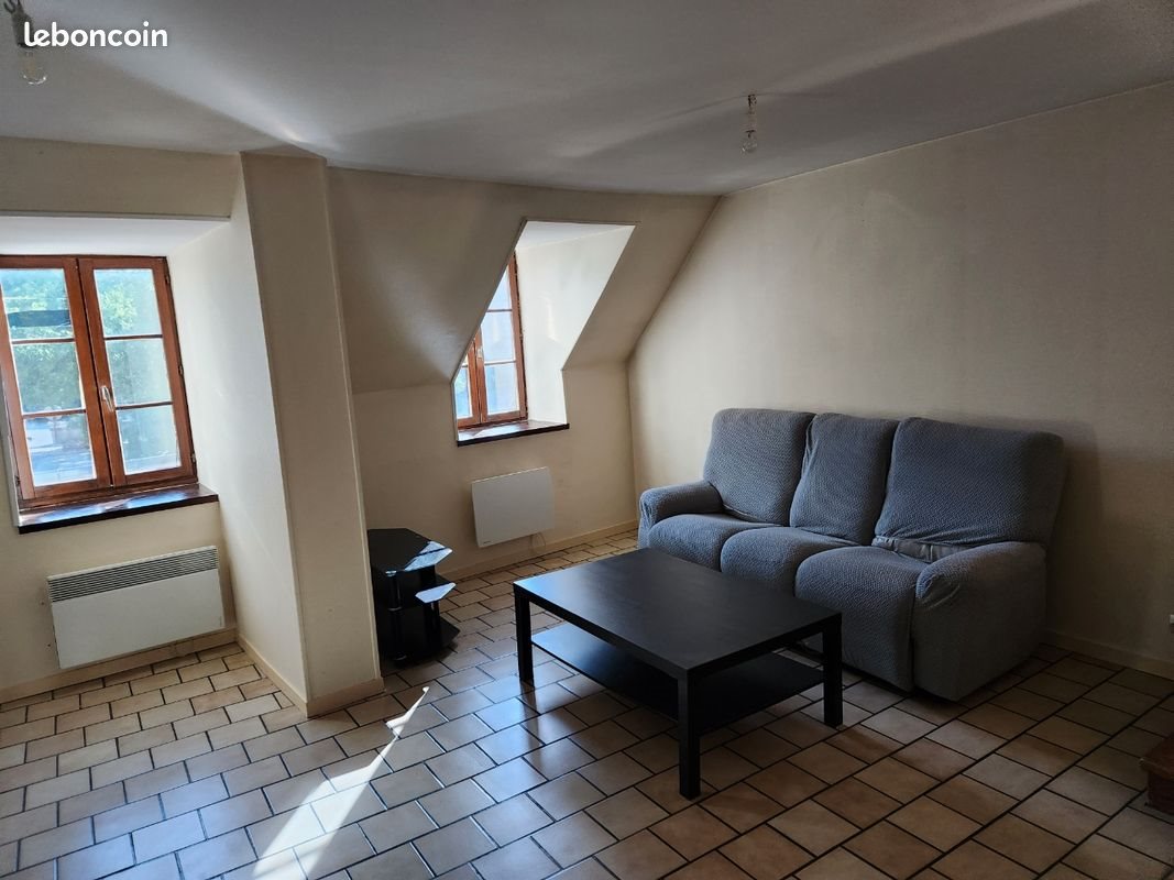 Appartement à louer, 68m², Dampierre-en-Burly
