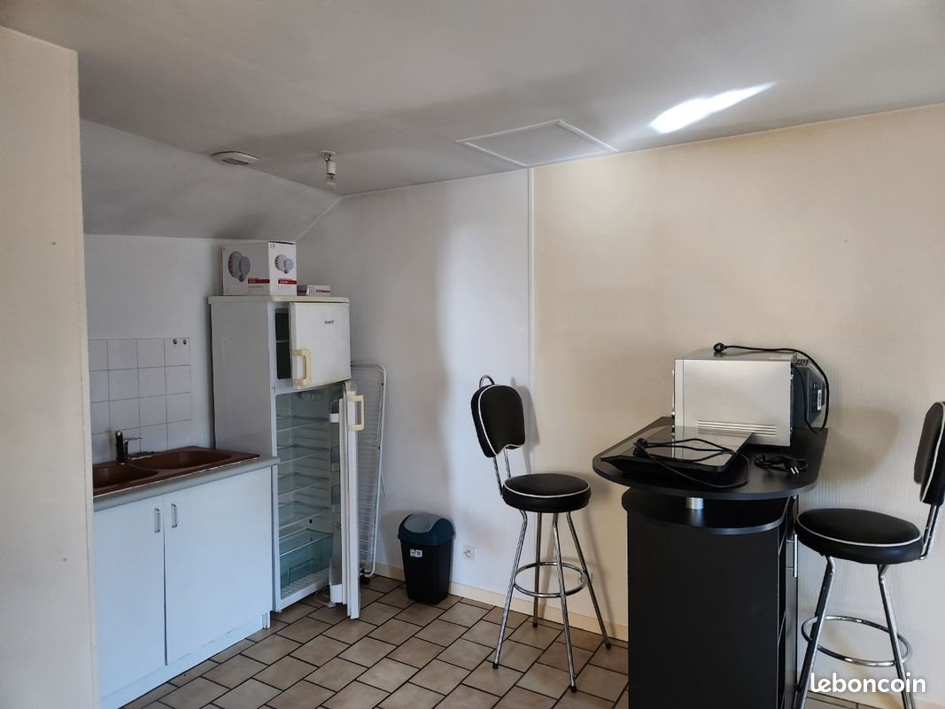 Appartement à louer, 68m², Dampierre-en-Burly