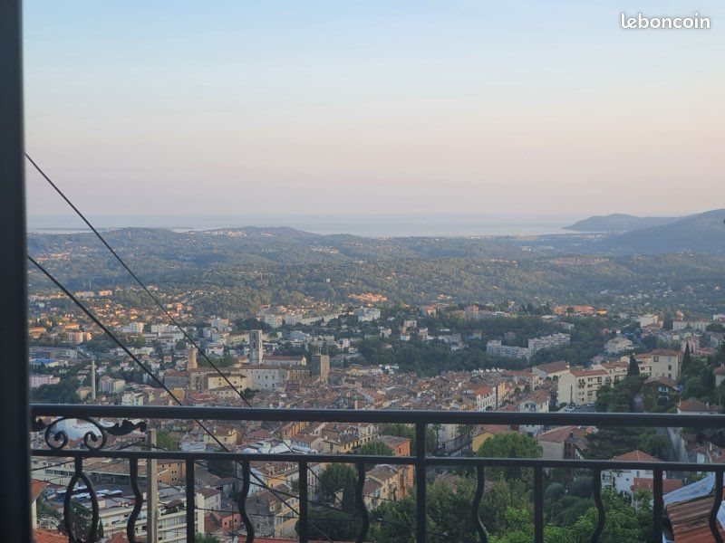 Appartement à louer, 65m², Grasse