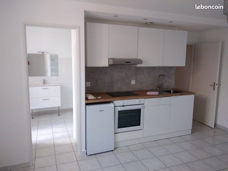 Appartement à louer, 27m², Caussade